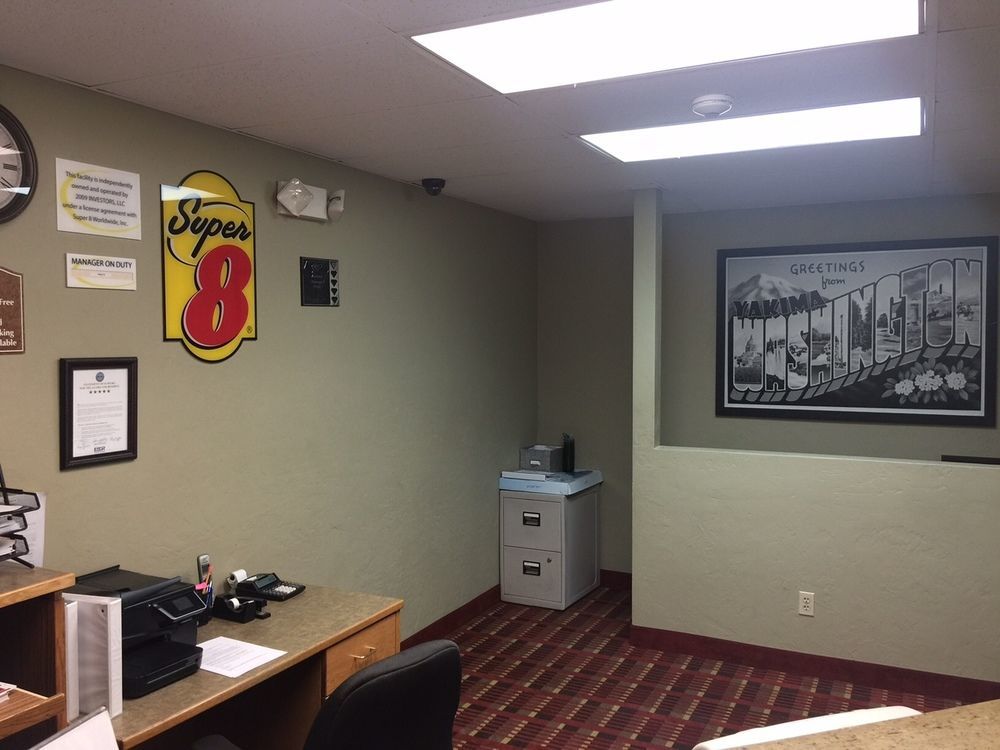Super 8 By Wyndham Union Gap Yakima Area Hotel Luaran gambar